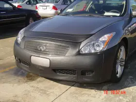 Colgan Custom Bc3501bcb Front End Mask Bra 2pc. Fits Infiniti G37 G37x Coupe 2008-10 Without License
