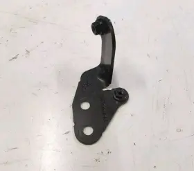 Ds739647ha Ford 2017-2019 Escape Se 1.5l Oem Engine Bracket 5c7 #2