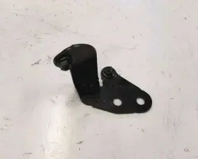 Ds739647ha Ford 2017-2019 Escape Se 1.5l Oem Engine Bracket 5c7