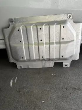 84623057c General Motors 2021-2025 Gm Underbody Skid Shield Plate Part # 84623057c General Motors 2021-2025 Gm Underbody Skid Shield Plate Part #