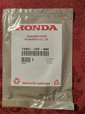 74401-t2f-a00 Honda Genuine 2013-2017 Accord - Tape R Side Sill Protection
