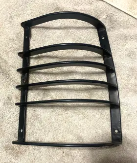 7823kx Land Rover 7823 1994-1999 Discovery Oem Rear Rh Pass Tail Light Lens Guard Stc 7823kx Land Rover 7823 1994-1999 Discovery Oem Rear Rh Pass Tail Light Lens Guard Stc