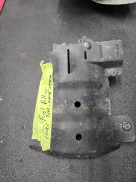 3941-e2 Mazda 1999-2005 Miata Mx5 Oem Fuel Filter Plastic Cover Guard Shield Nb 2 99-05