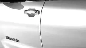 Pt936-34220-00 Toyota Genuine Door Edge Guard Super White