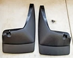 Nos Oem Genuine Front Splash Guard Set 07-14 Gmc Yukon 07-10 Tahoe Suburban. Fixed Price $10.00.